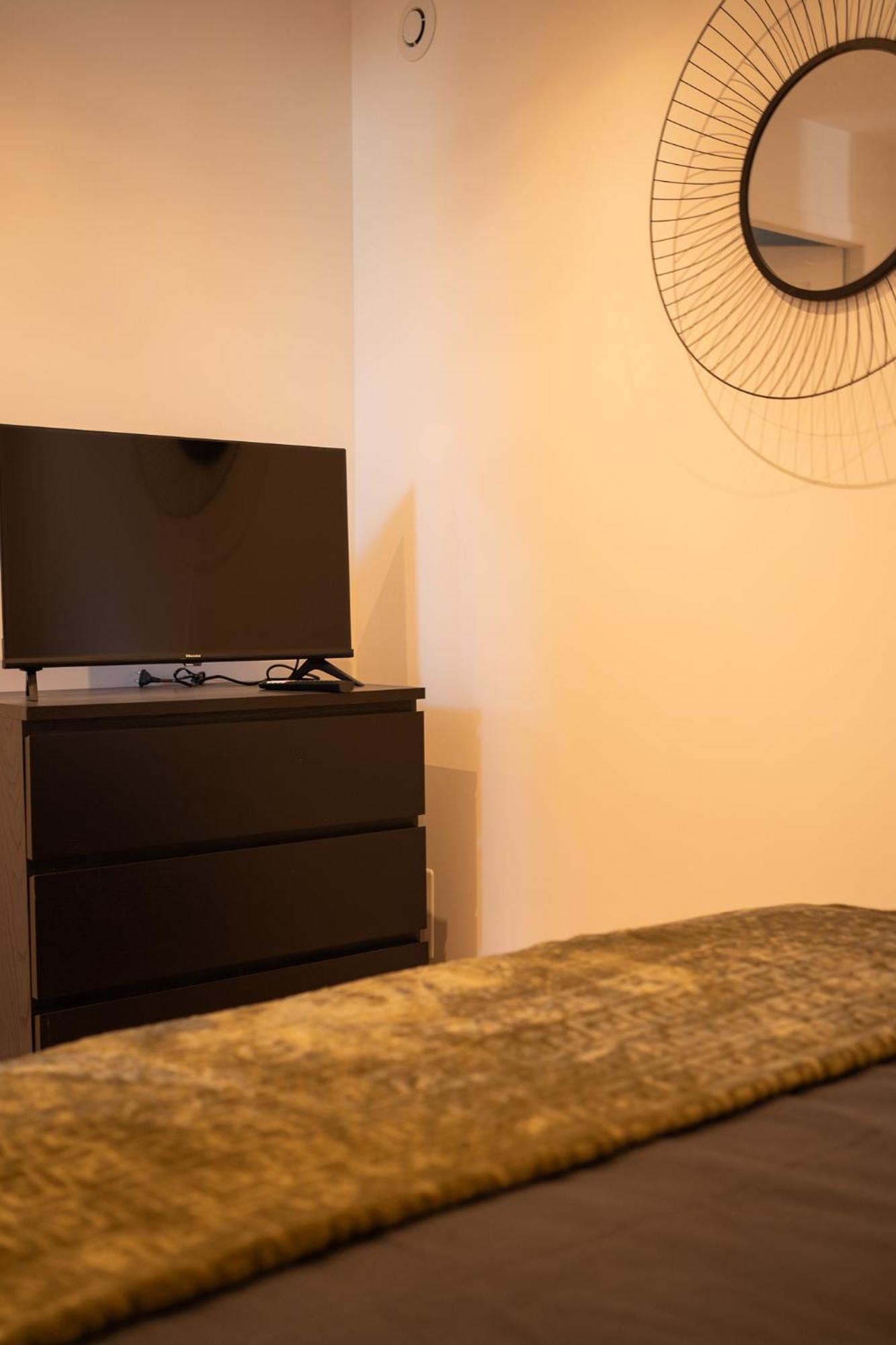 Appartements Plein Centre, A 5 Minutes Du Chateau Онзен Экстерьер фото