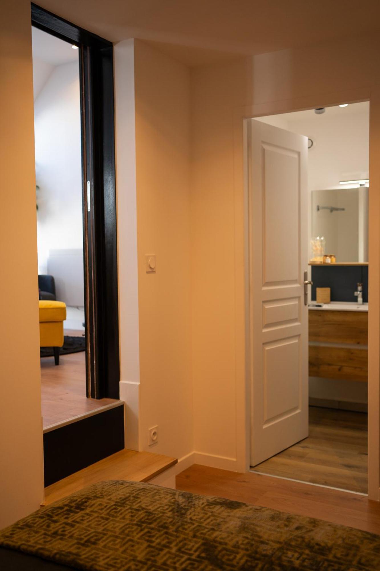 Appartements Plein Centre, A 5 Minutes Du Chateau Онзен Экстерьер фото